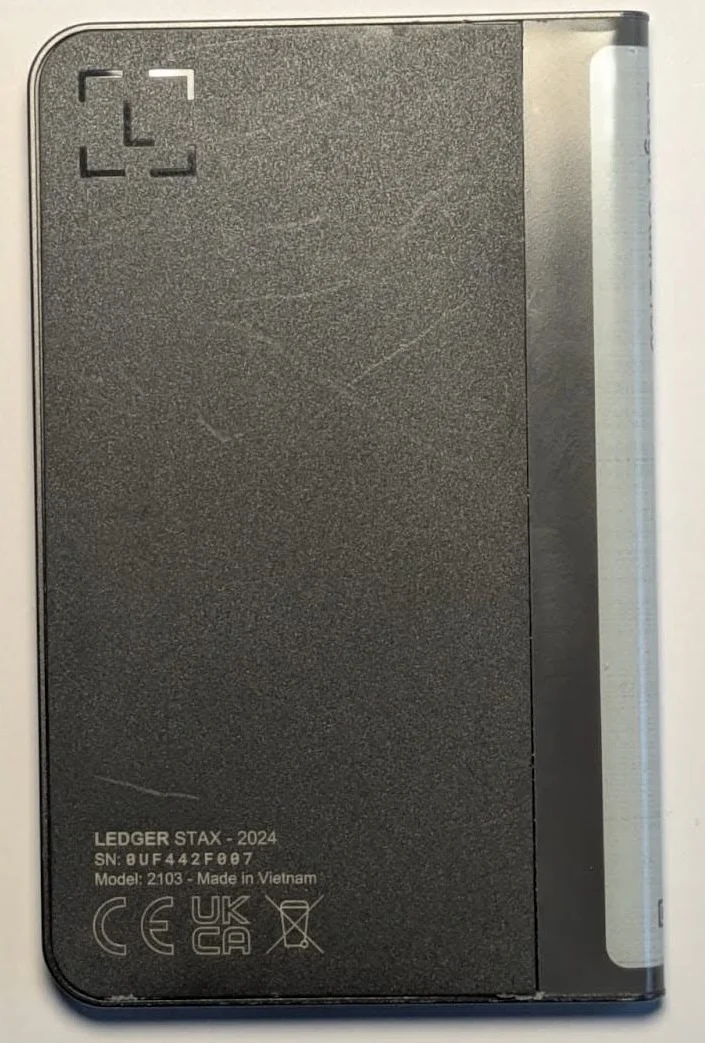 Ledger Stax original, vista traseira